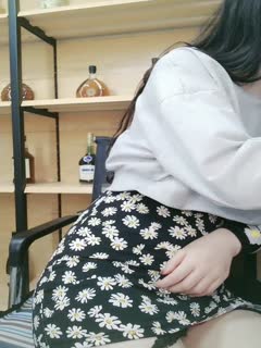 【直播】对白搞笑淫荡火辣高颜值气质东北女主播身材一流表