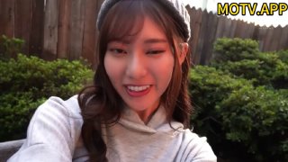 探探上认识的02年大学生处女的第一次搞了个再来口交